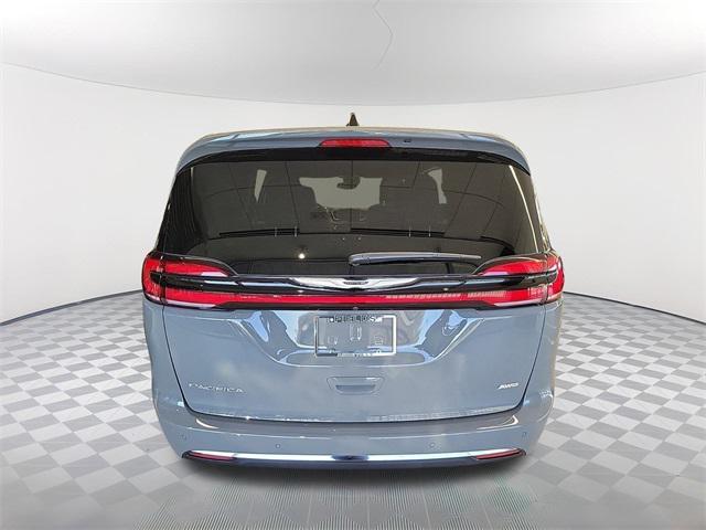 new 2025 Chrysler Pacifica car, priced at $47,843