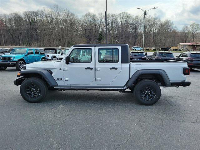 new 2024 Jeep Gladiator car, priced at $40,758