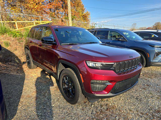 used 2024 Jeep Grand Cherokee car, priced at $34,990