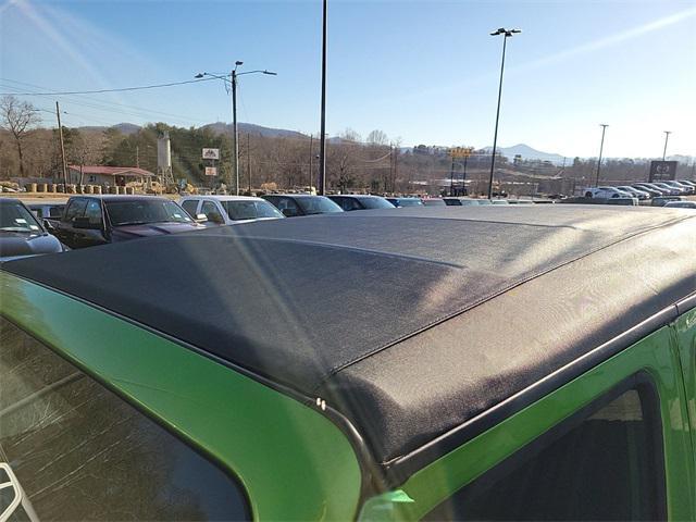 new 2025 Jeep Wrangler car, priced at $42,109