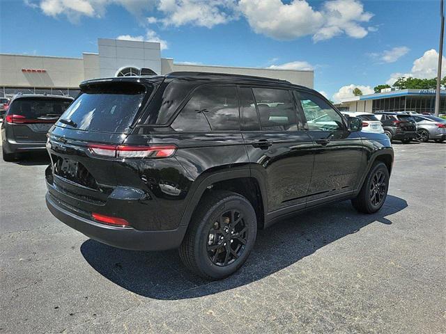 new 2024 Jeep Grand Cherokee car, priced at $42,249