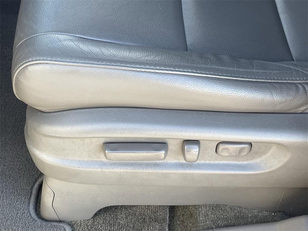 used 2016 Honda Odyssey car, priced at $19,466