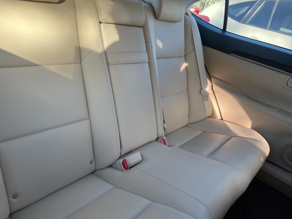 used 2013 Lexus ES 350 car, priced at $18,996