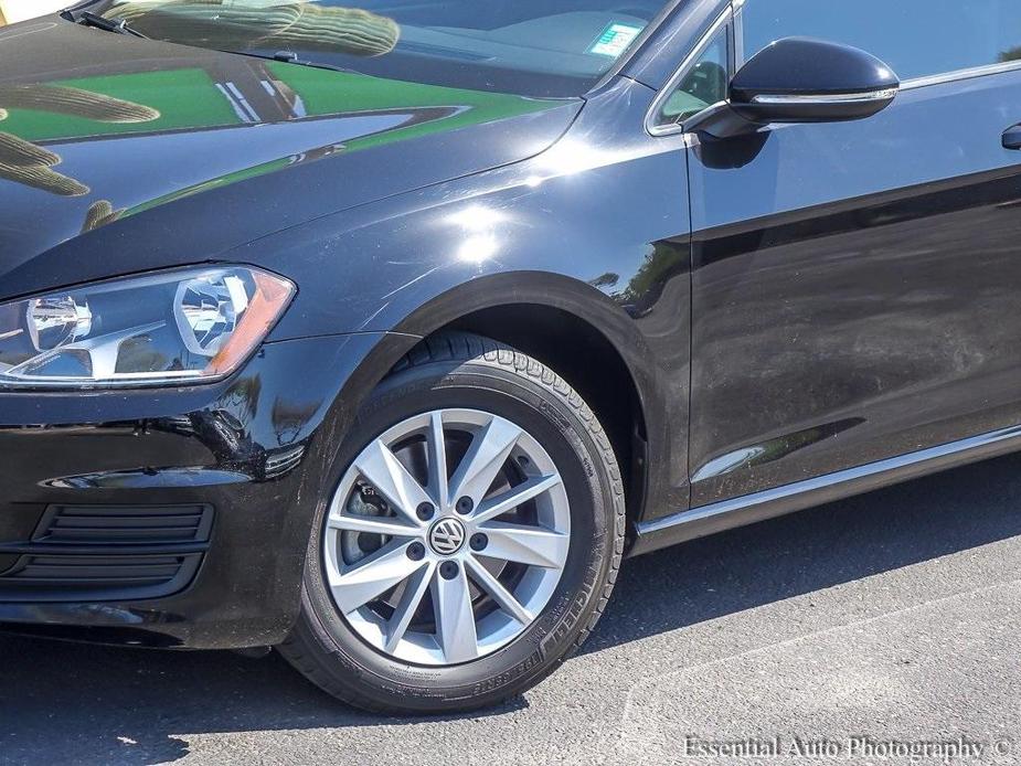 used 2017 Volkswagen Golf SportWagen car, priced at $13,996