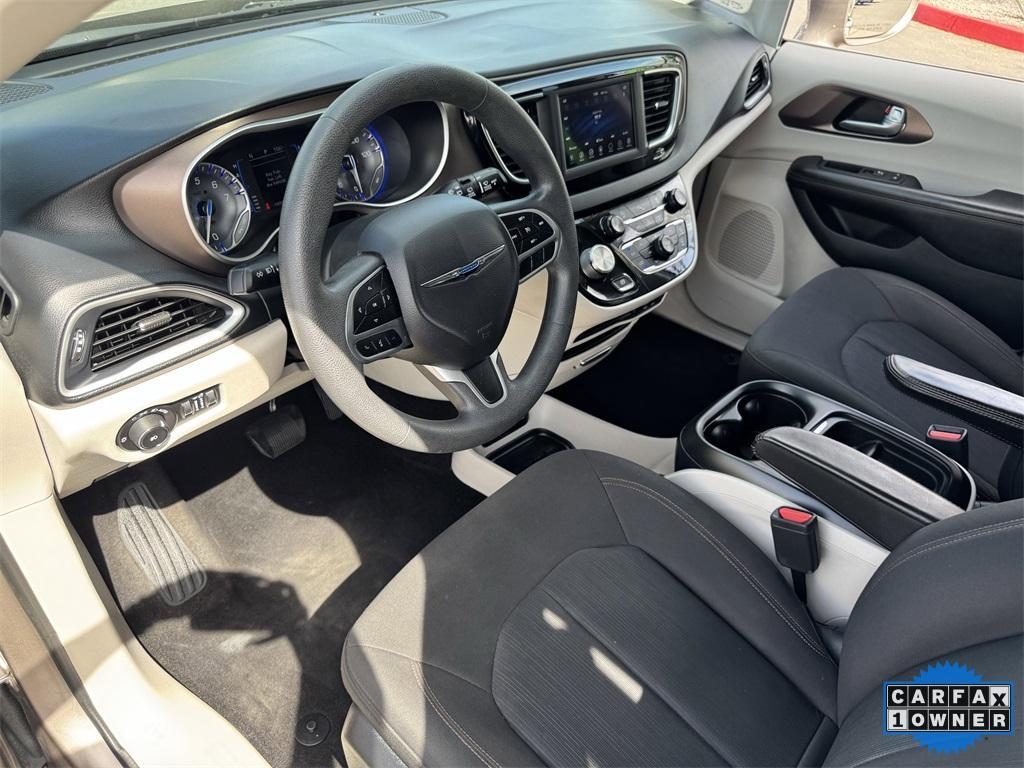 used 2018 Chrysler Pacifica car, priced at $12,466