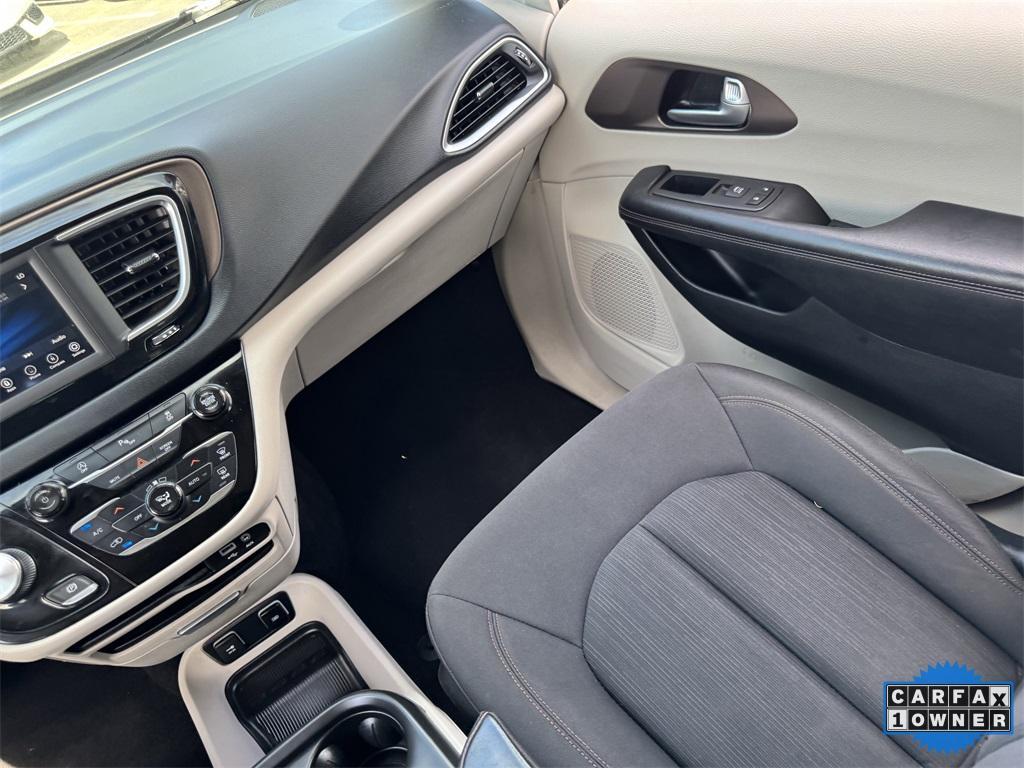 used 2018 Chrysler Pacifica car, priced at $12,466
