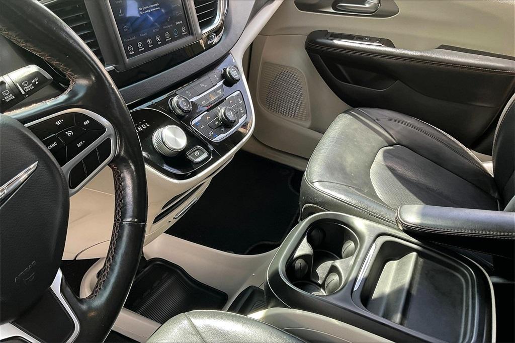used 2020 Chrysler Pacifica car, priced at $16,996