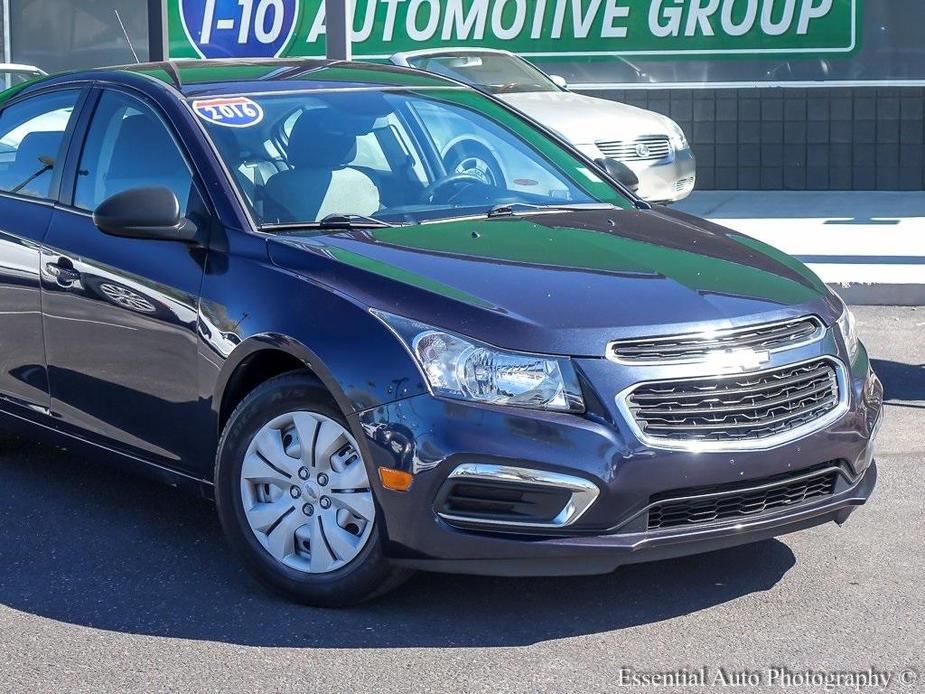 used 2016 Chevrolet Cruze Limited car, priced at $9,496