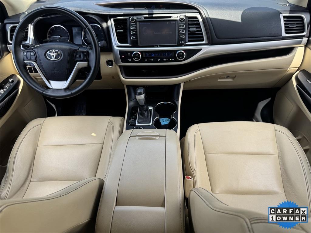 used 2015 Toyota Highlander car, priced at $15,466