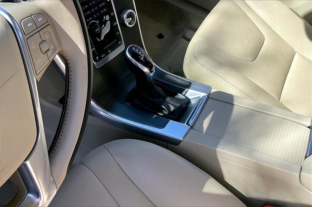 used 2015 Volvo XC60 car, priced at $17,496