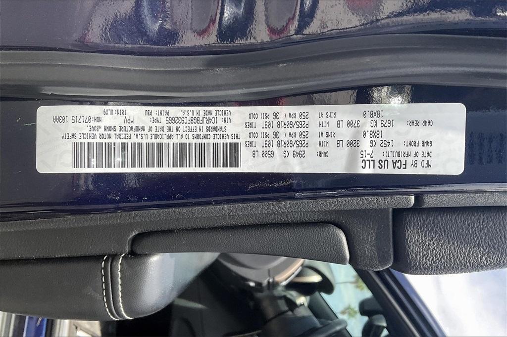 used 2015 Jeep Grand Cherokee car, priced at $16,399