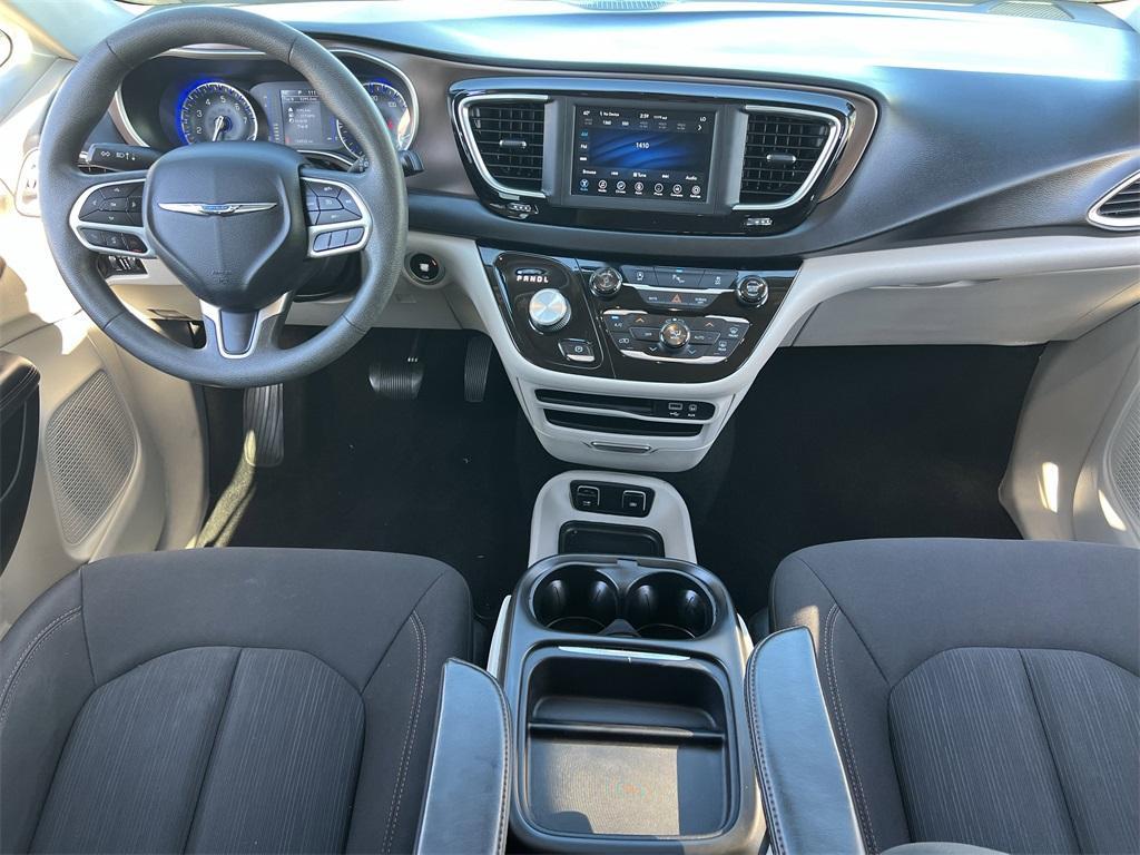 used 2018 Chrysler Pacifica car, priced at $10,388