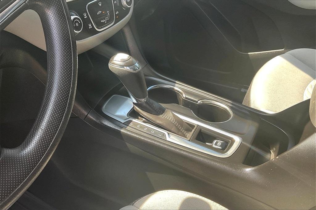 used 2020 Chevrolet Equinox car, priced at $15,997