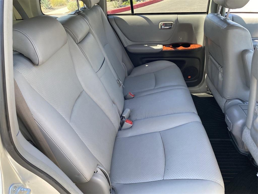 used 2007 Toyota Highlander Hybrid car, priced at $7,766