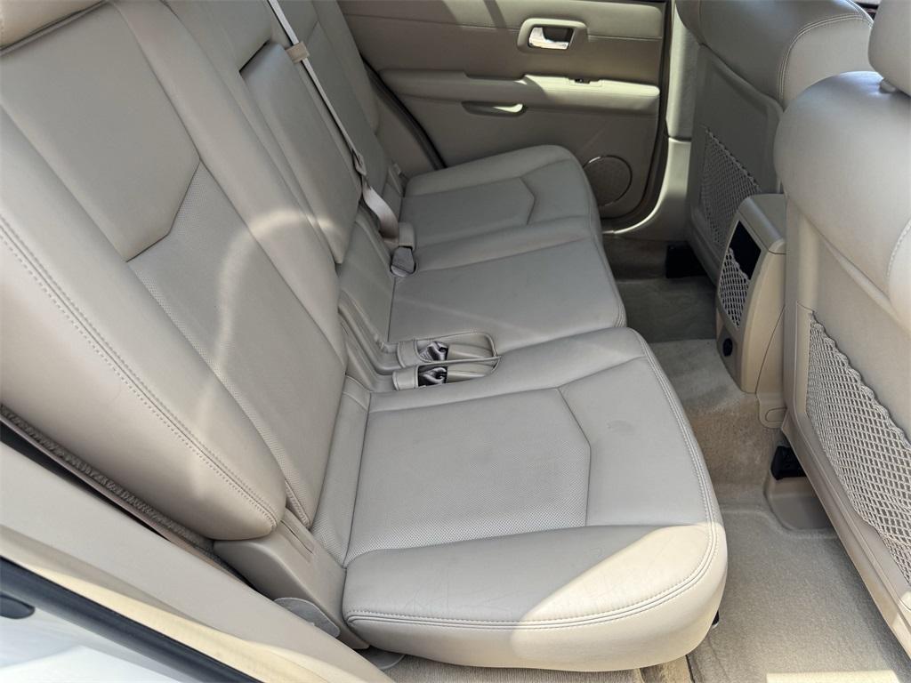 used 2007 Cadillac SRX car, priced at $10,488