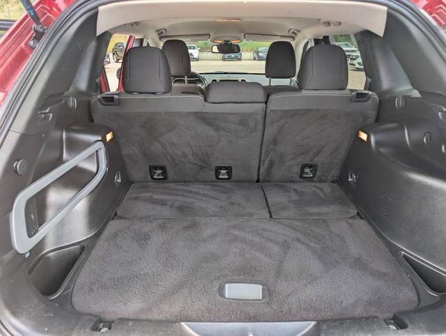 used 2015 Jeep Cherokee car, priced at $10,888