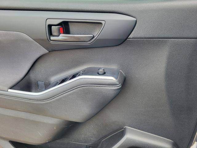 used 2023 Toyota Highlander car, priced at $27,546