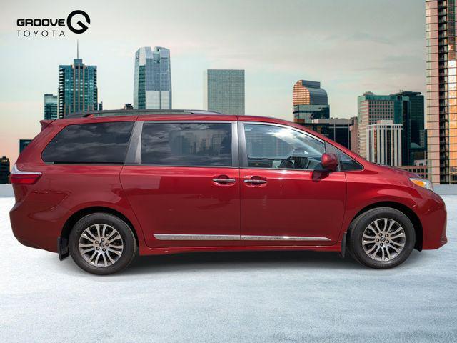 used 2019 Toyota Sienna car, priced at $28,956