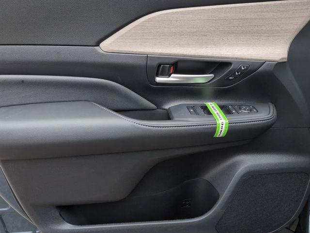 new 2025 Toyota Grand Highlander car, priced at $53,360