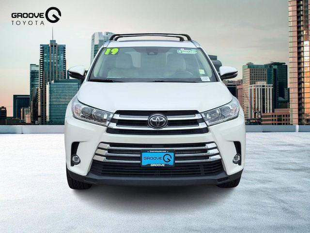 used 2019 Toyota Highlander car, priced at $22,998