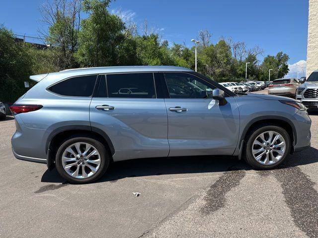 used 2021 Toyota Highlander car, priced at $35,433