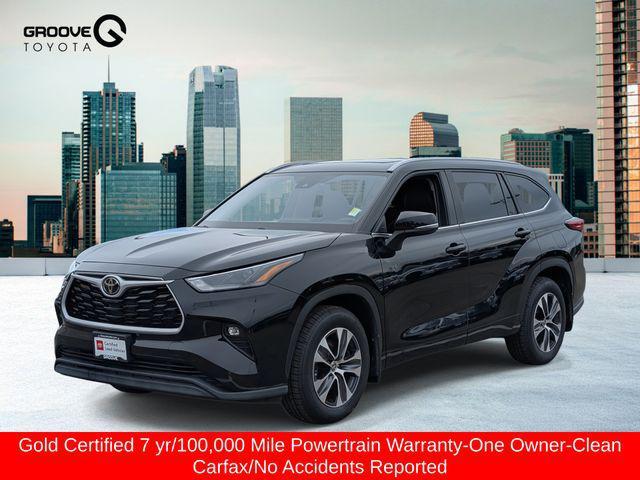 used 2022 Toyota Highlander car, priced at $39,508