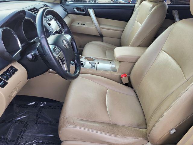 used 2013 Toyota Highlander car, priced at $14,310