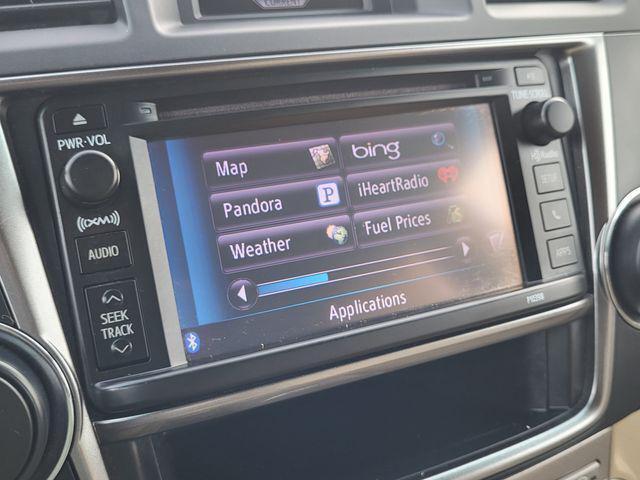 used 2013 Toyota Highlander car, priced at $14,310