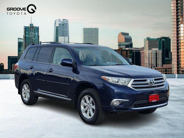used 2013 Toyota Highlander car, priced at $14,310