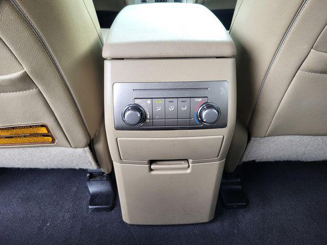 used 2013 Toyota Highlander car, priced at $14,310