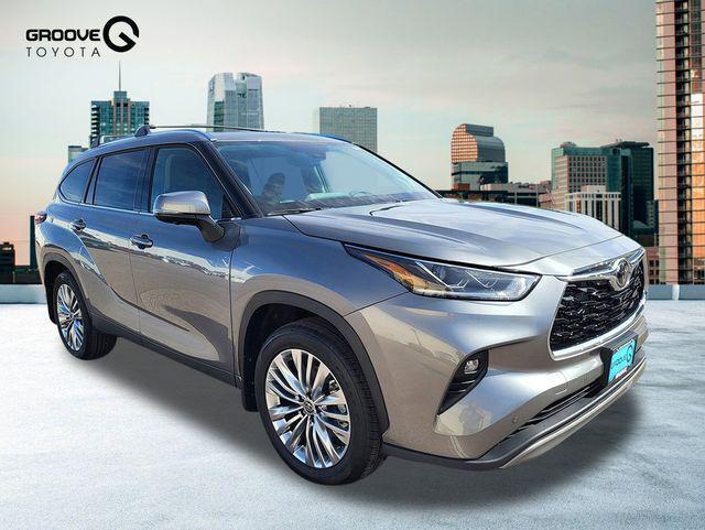 new 2025 Toyota Highlander car, priced at $56,182
