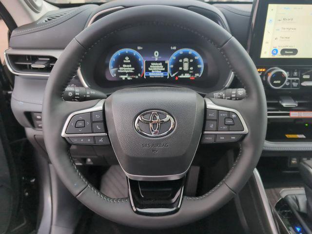 new 2025 Toyota Highlander car, priced at $56,182