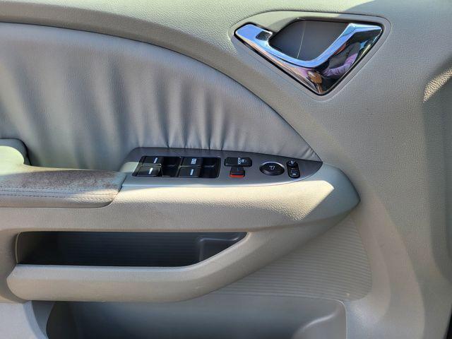used 2009 Honda Odyssey car, priced at $3,995