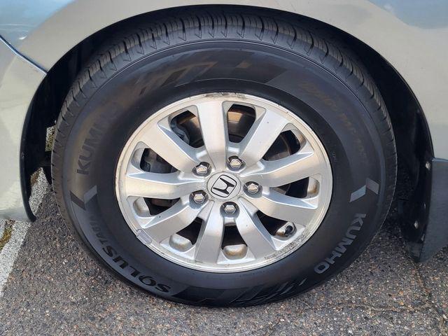 used 2009 Honda Odyssey car, priced at $3,995