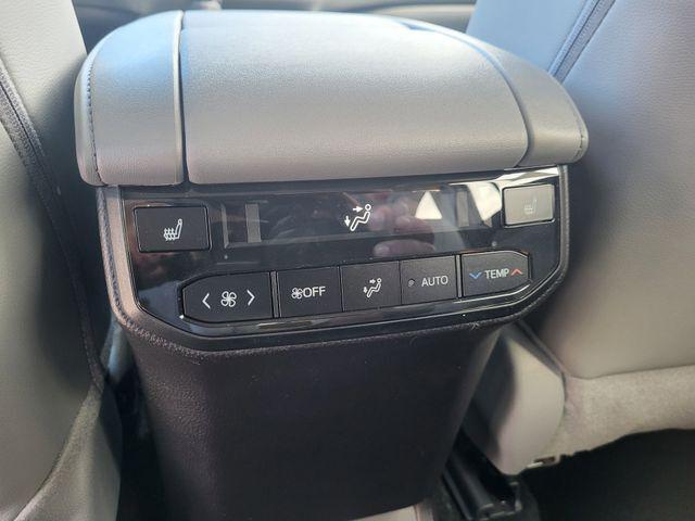 new 2026 Toyota Highlander car, priced at $55,672