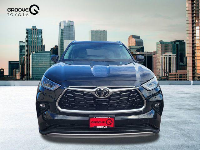 new 2026 Toyota Highlander car, priced at $55,672