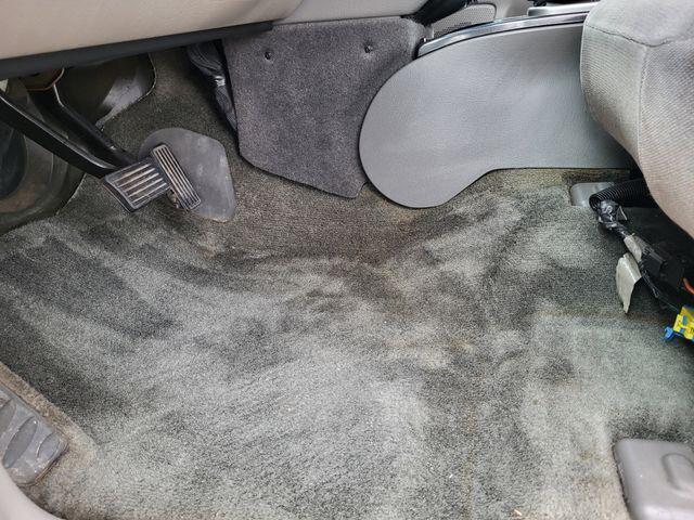 used 2002 GMC Envoy car, priced at $2,495