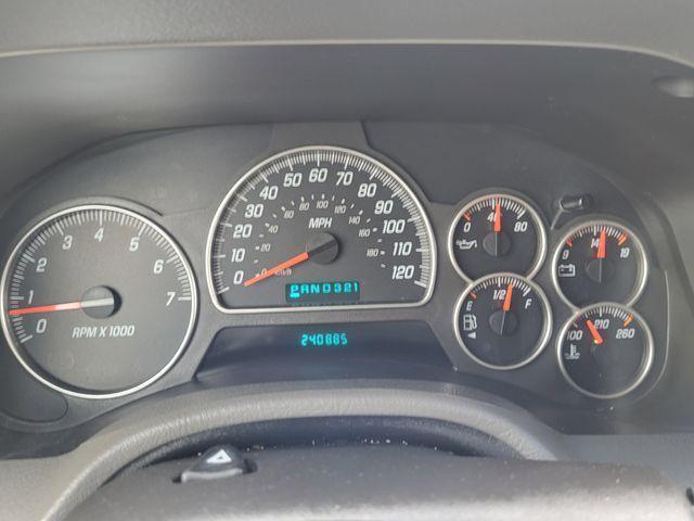 used 2002 GMC Envoy car, priced at $2,495