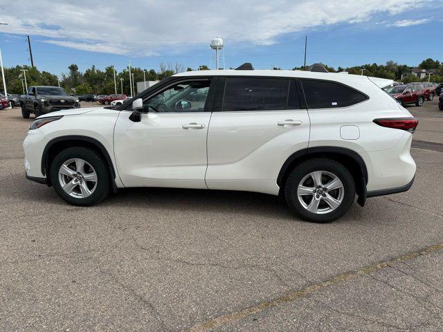 used 2020 Toyota Highlander car, priced at $26,991