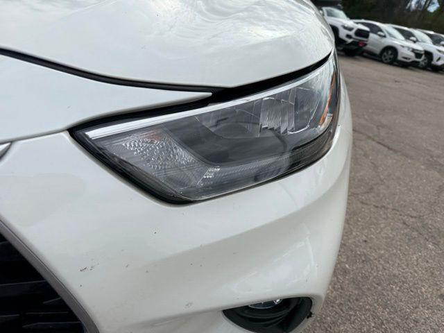 used 2020 Toyota Highlander car, priced at $26,991