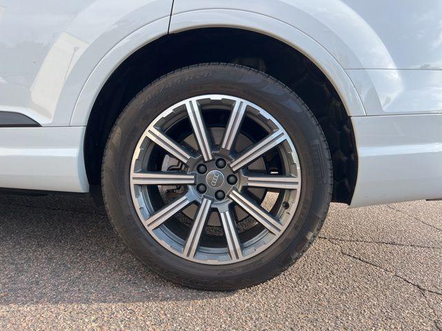 used 2017 Audi Q7 car, priced at $20,995