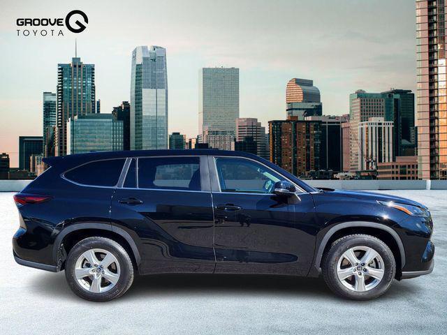 used 2024 Toyota Highlander car, priced at $34,491