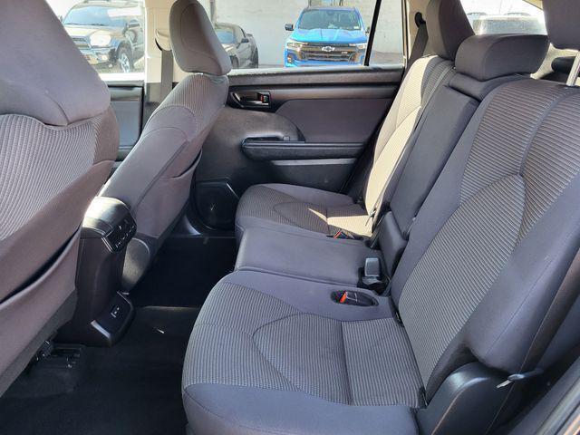 used 2024 Toyota Highlander car, priced at $34,491