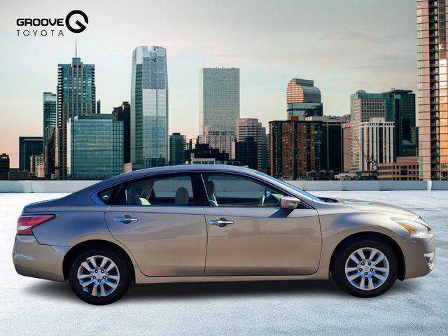 used 2014 Nissan Altima car, priced at $7,491