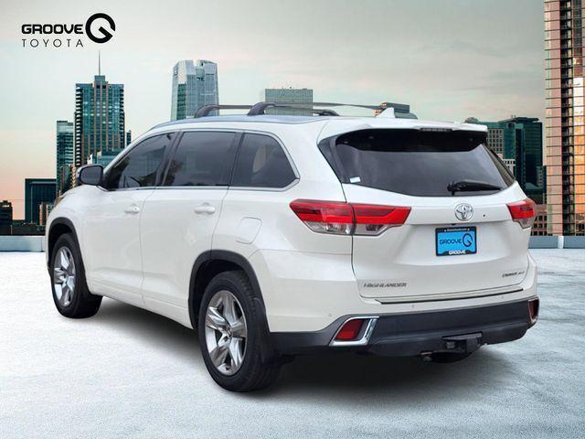 used 2018 Toyota Highlander car, priced at $22,991