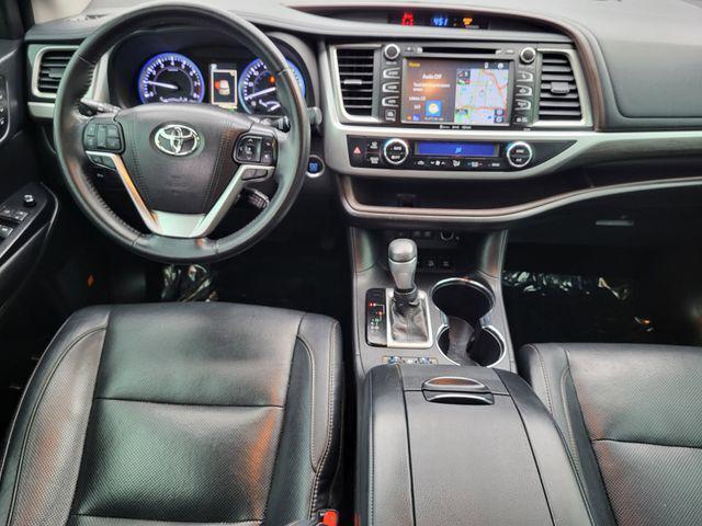 used 2018 Toyota Highlander car, priced at $22,991