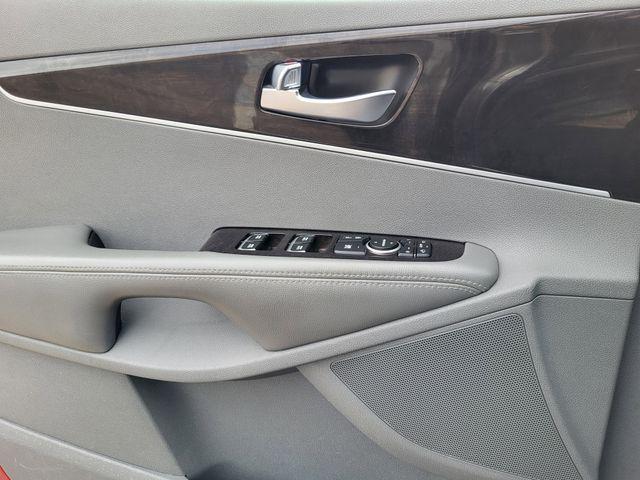 used 2016 Kia Sorento car, priced at $8,291