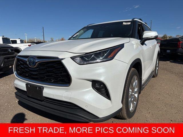 used 2023 Toyota Highlander Hybrid car, priced at $46,491