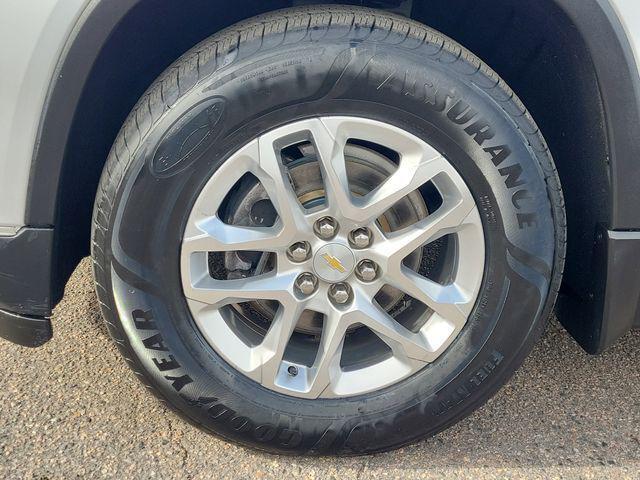 used 2018 Chevrolet Traverse car, priced at $13,491