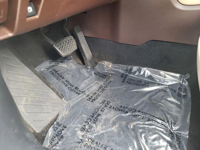 used 2020 Toyota Highlander car, priced at $27,995